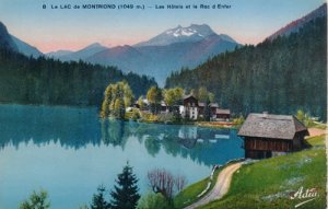 lac vue sur le roc - JPEG - 40.1 ko
