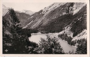 lac vu des rochers - JPEG - 46.1 ko