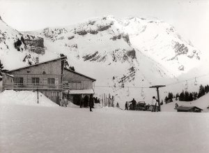 Le pas du lac et la pointe de Vorlaz - JPEG - 93 ko